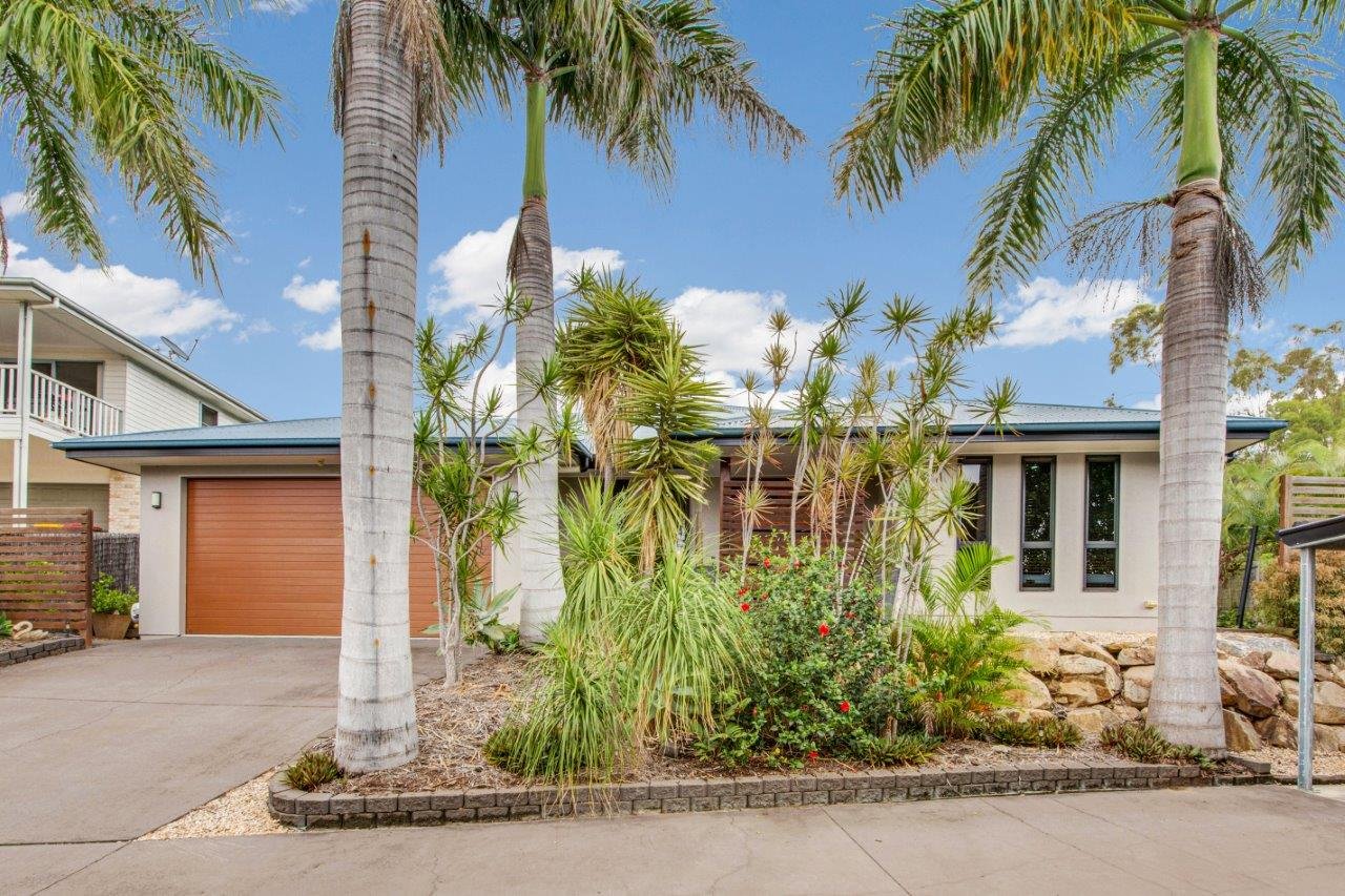 4 JENNY LIND Court BOYNE ISLAND 4