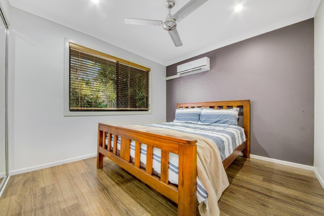 4 JENNY LIND Court BOYNE ISLAND 11