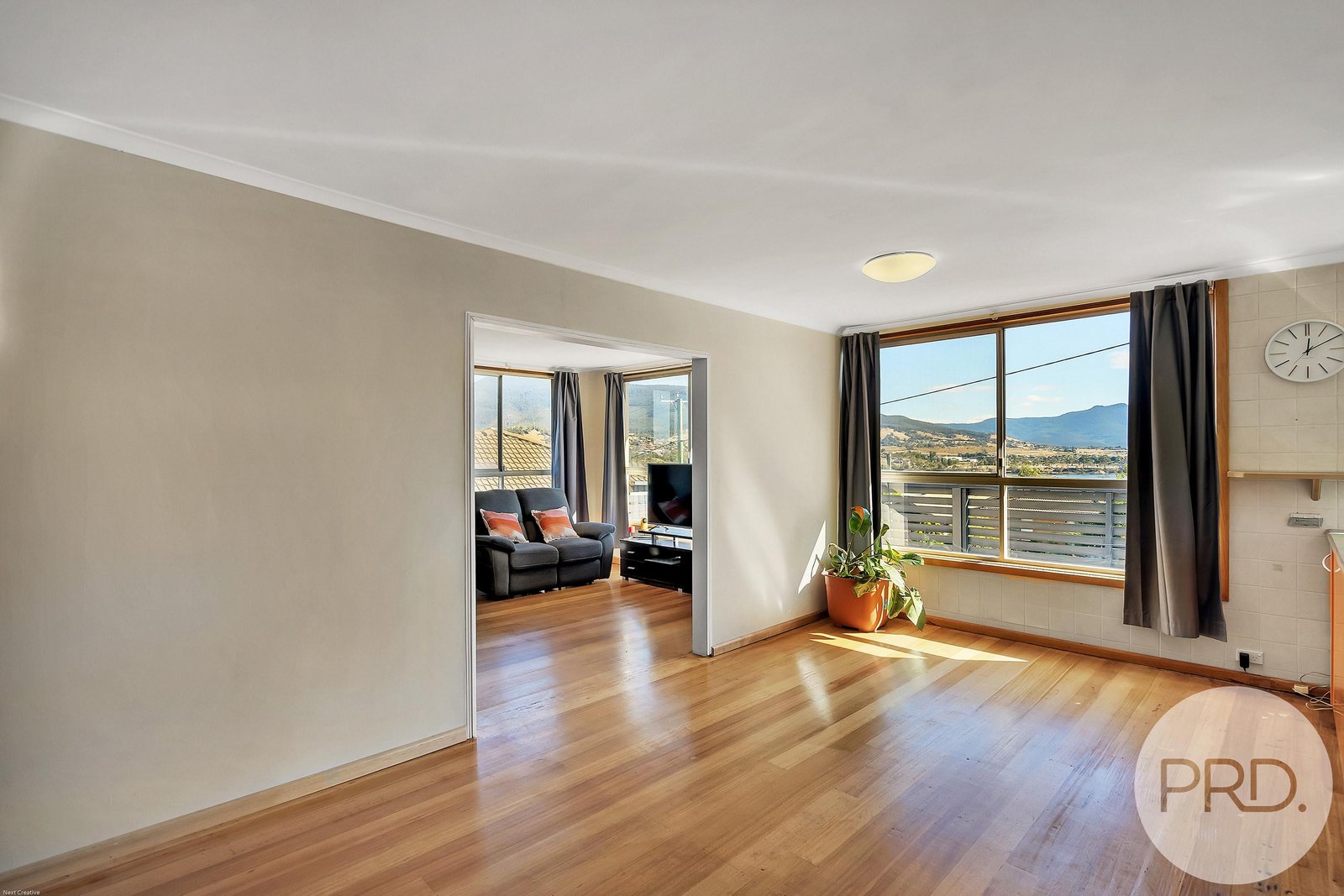 4 Jetty Road OLD BEACH 8