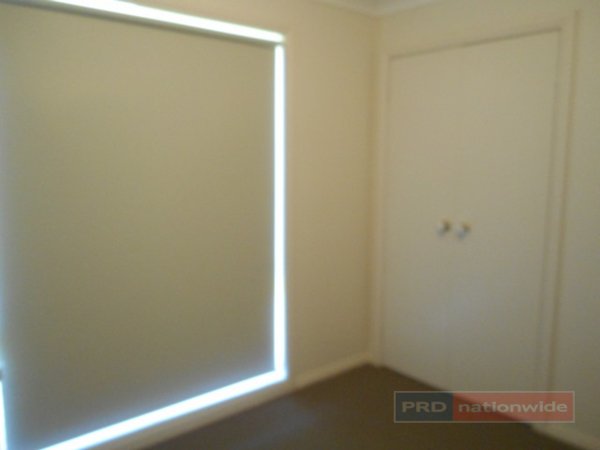 4 Jillabenan Close TUMUT 10