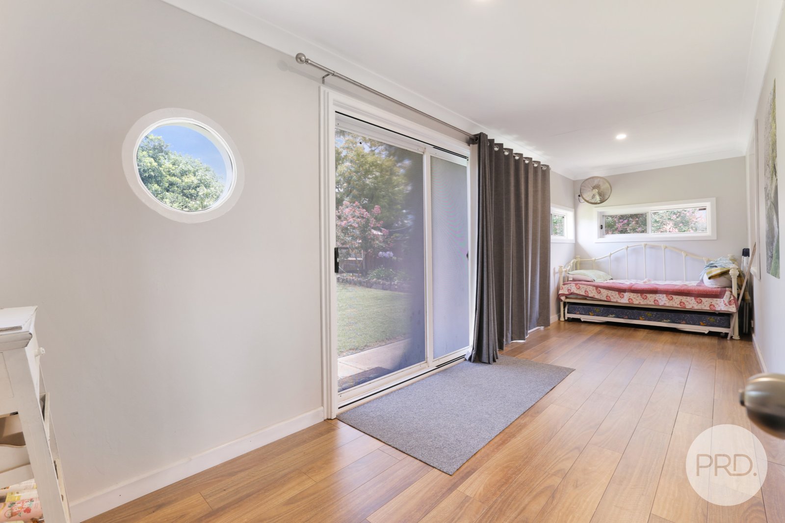 4 Joan Street TAMWORTH 12