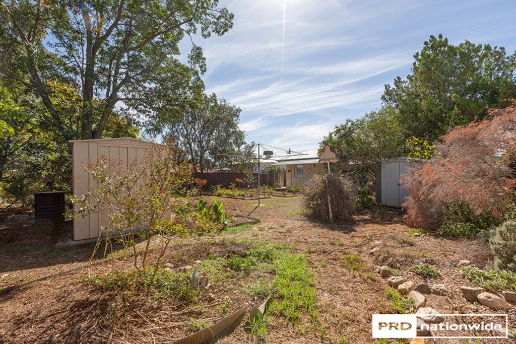 4 Joan Street TAMWORTH 17