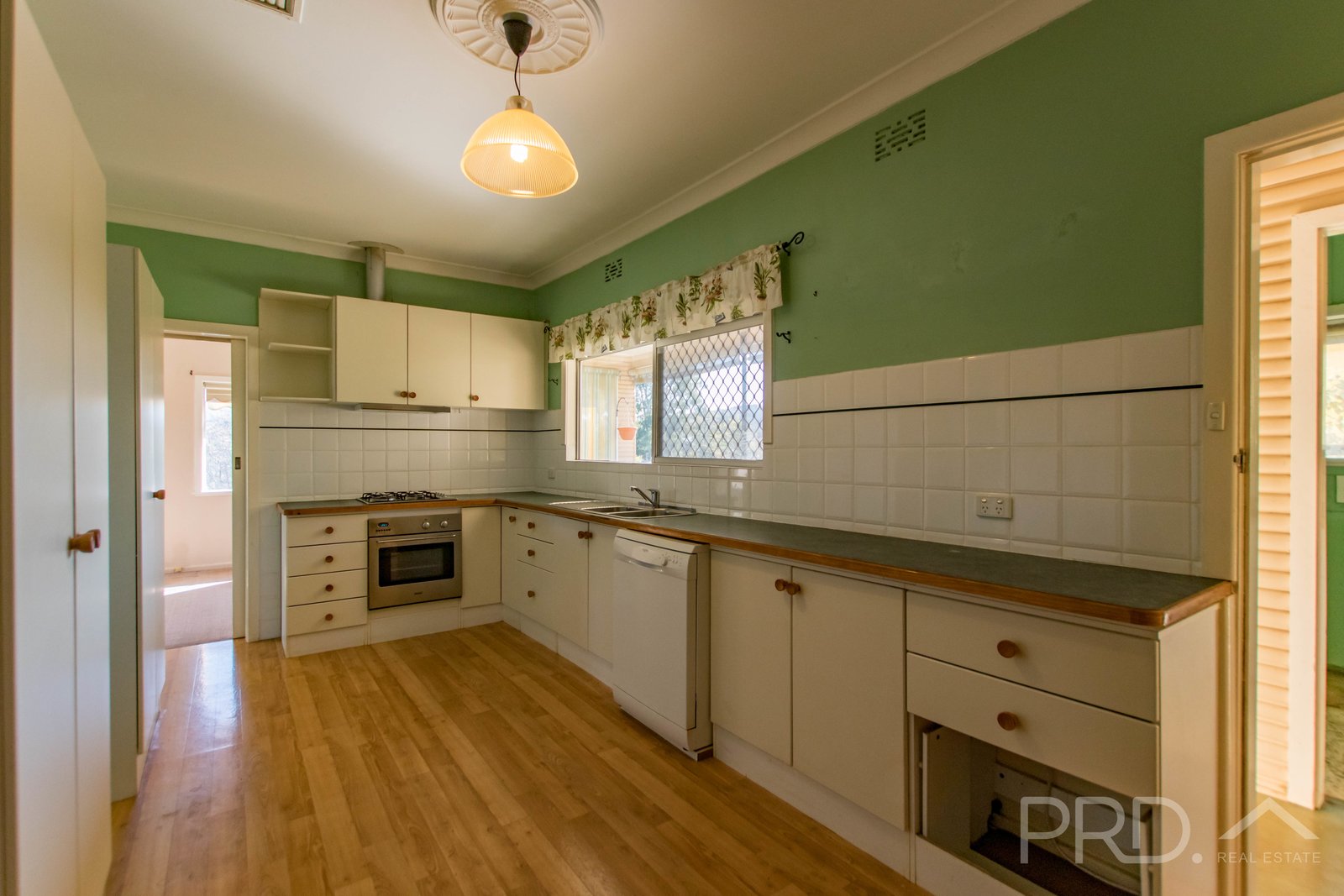 4 Judy Street GUNDAGAI 5