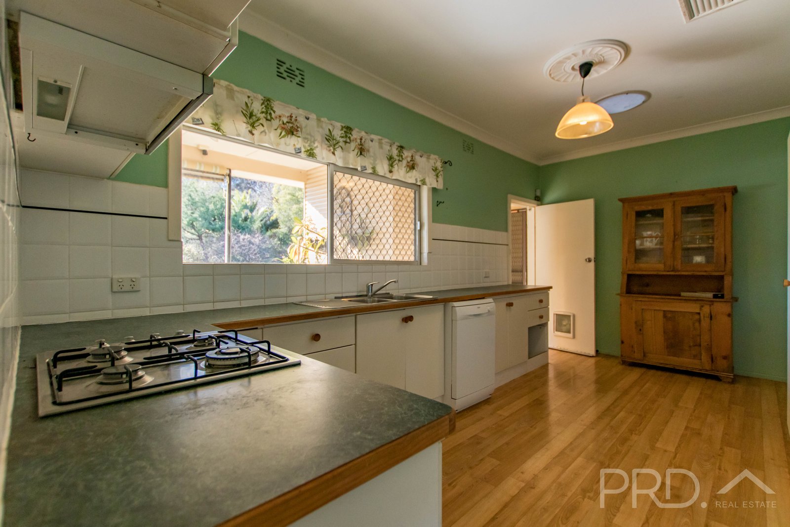 4 Judy Street GUNDAGAI 6