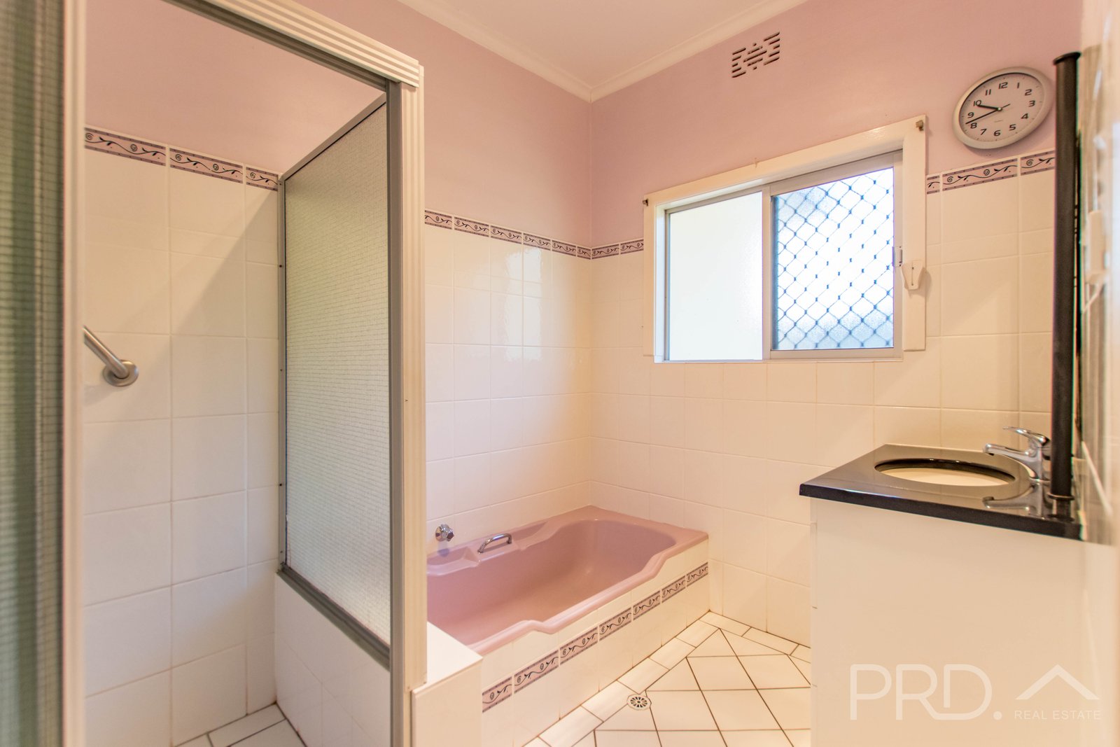 4 Judy Street GUNDAGAI 12