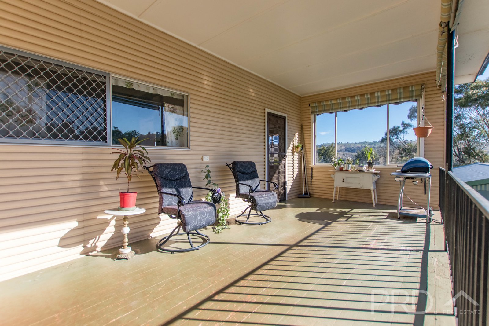 4 Judy Street GUNDAGAI 16
