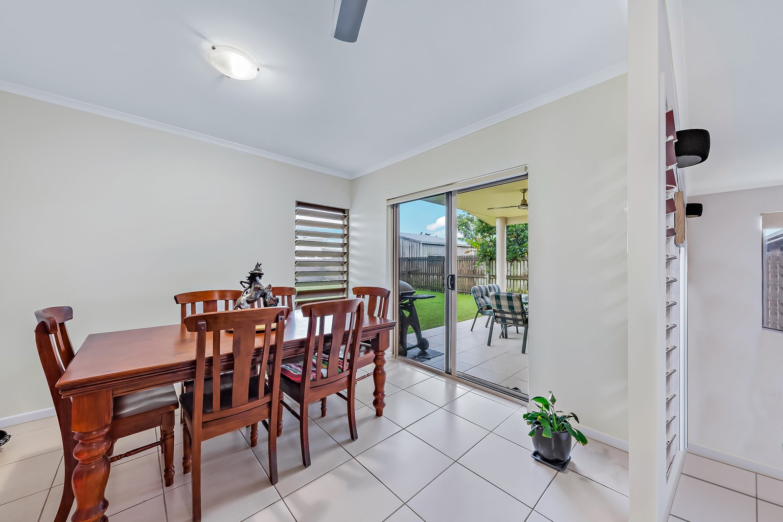 4 Keith Johns Drive PROSERPINE 4