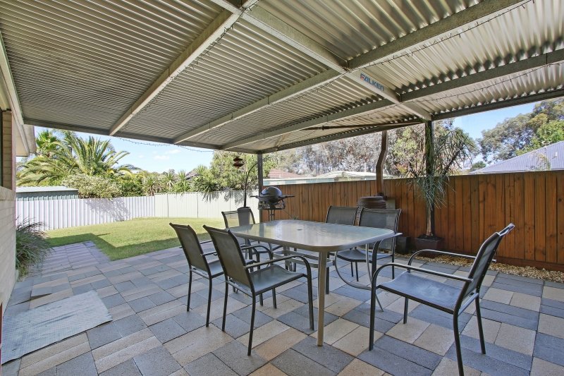 4 Kennedia Street THURGOONA 9