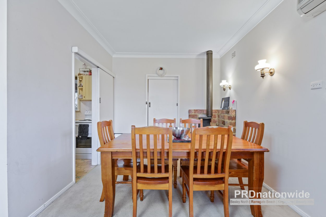 4 Kerrie Crescent PEAKHURST 5