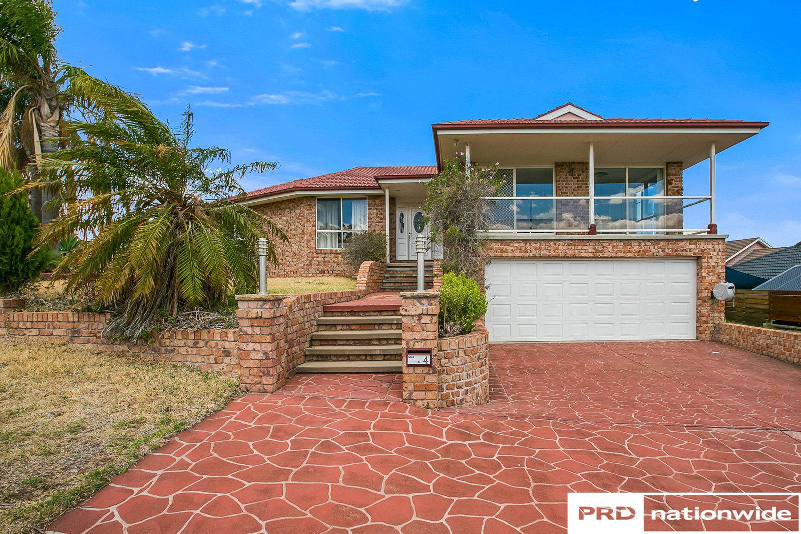 4 Kilpa Place TAMWORTH 2