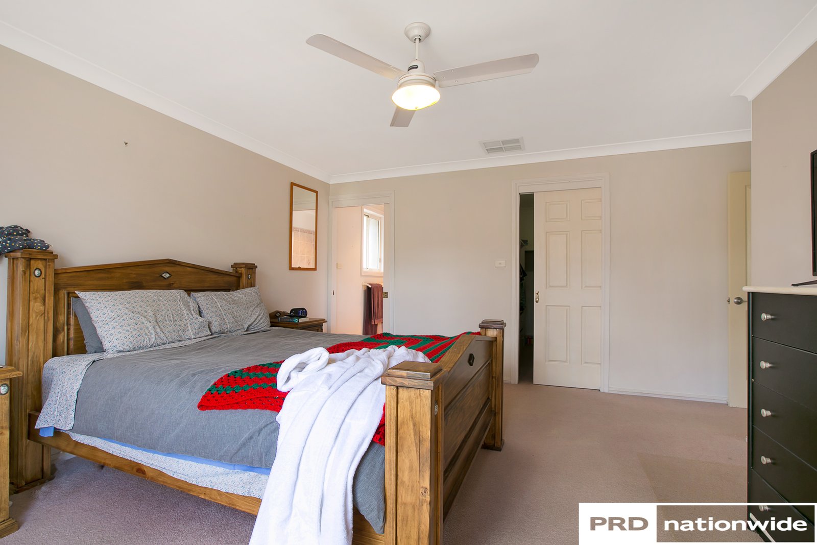 4 Kilpa Place TAMWORTH 11