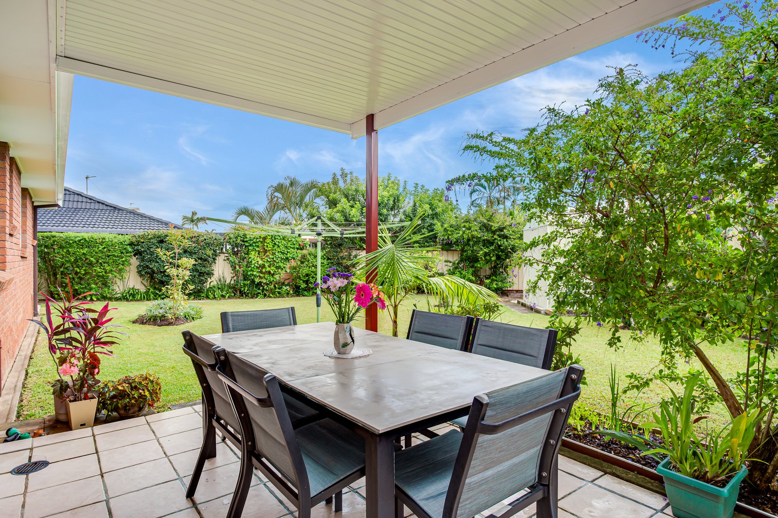 4 Kinglet Street BURLEIGH WATERS 5