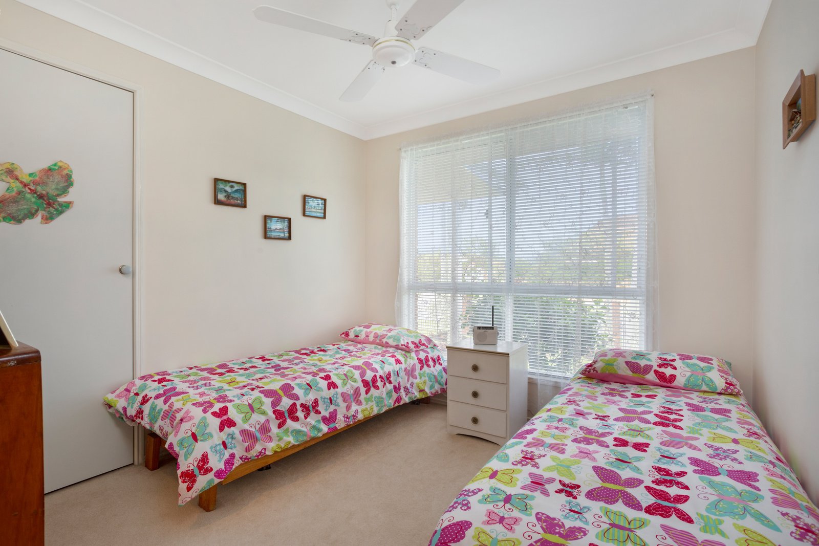4 Kinglet Street BURLEIGH WATERS 11