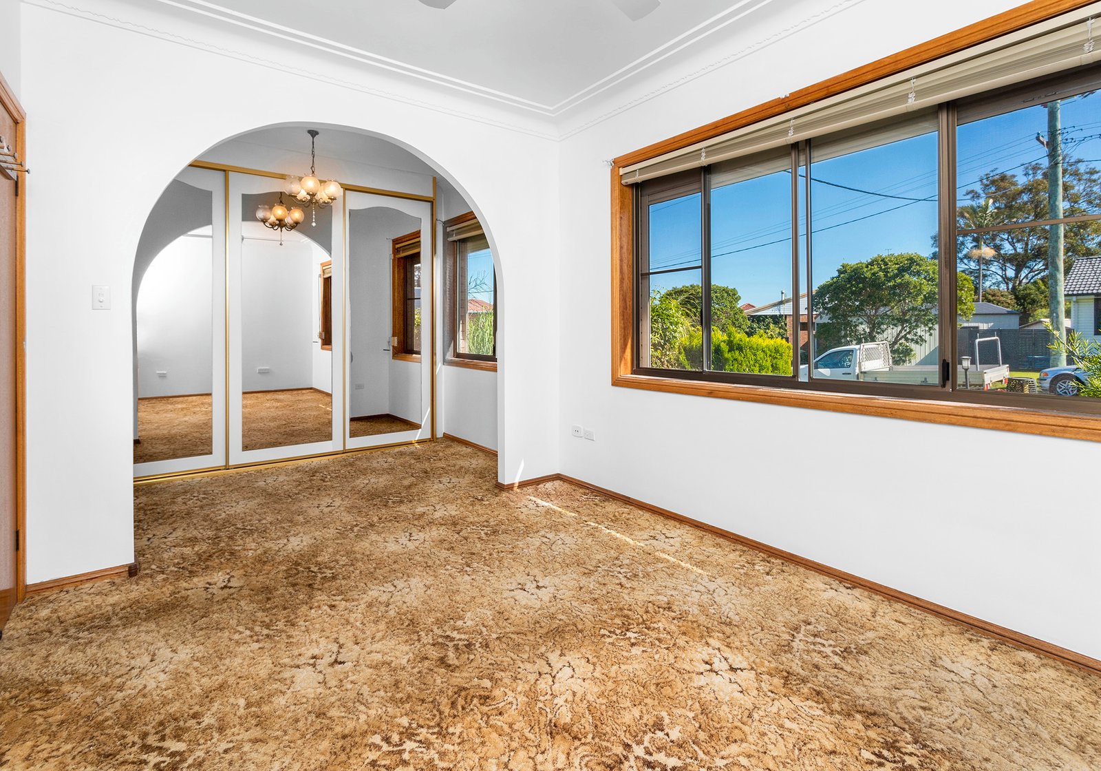 4 Kingsley Drive LAKE HEIGHTS 5