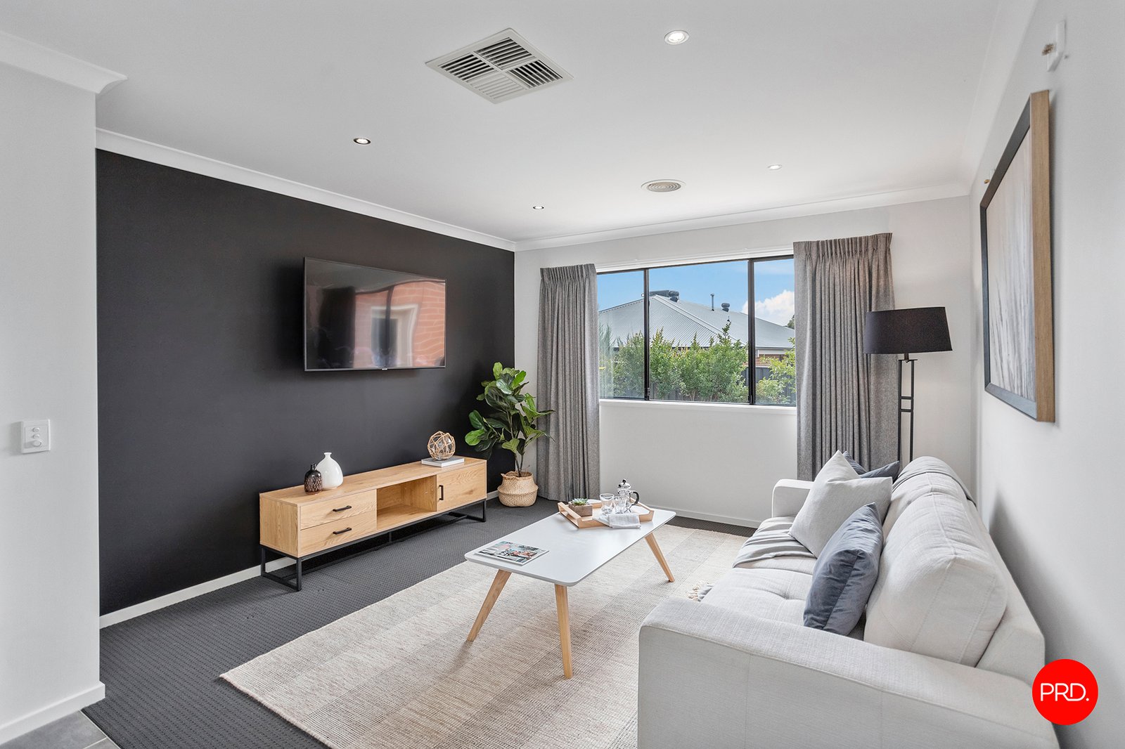 4 Kingston Drive EAGLEHAWK 9