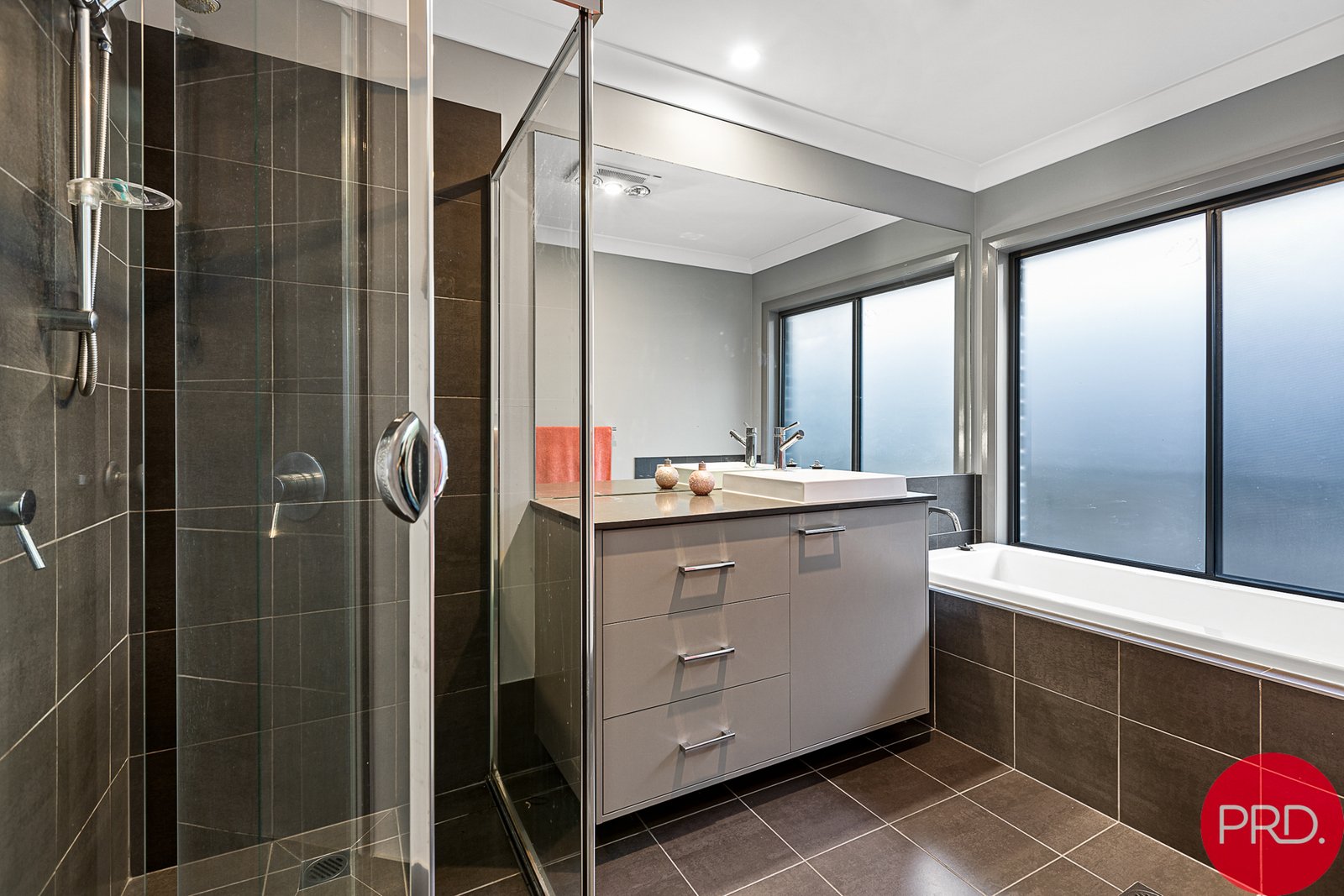 4 Kinnavane Road NORTH ROTHBURY 26