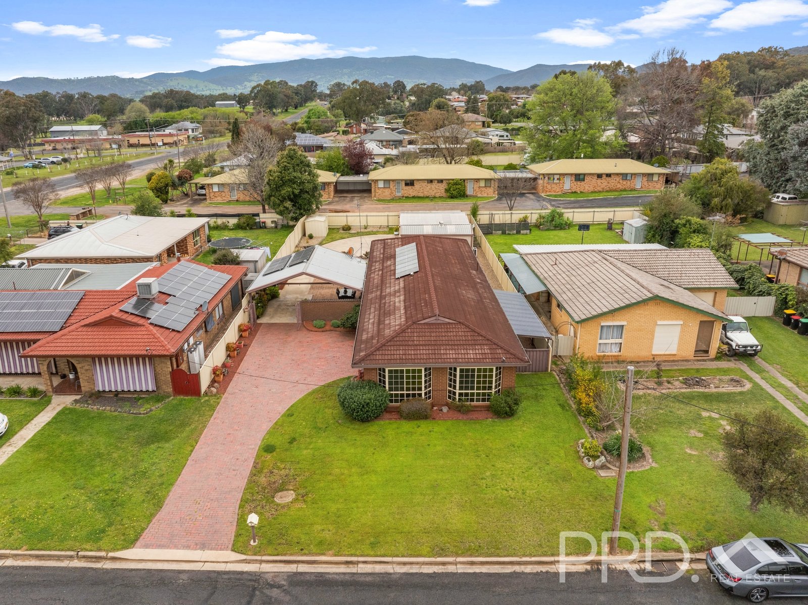 4 Kirra Street TUMUT 18