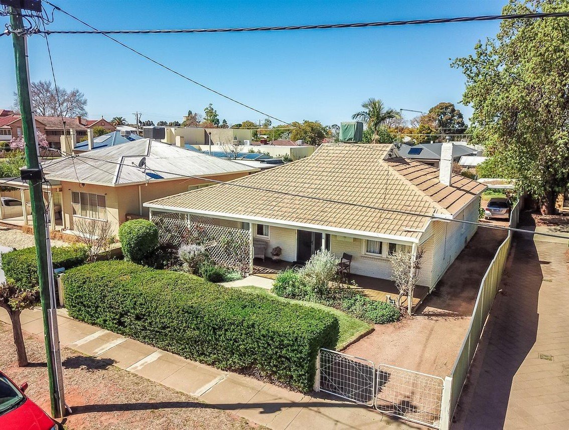 4 Kurrajong Parade MILDURA 10