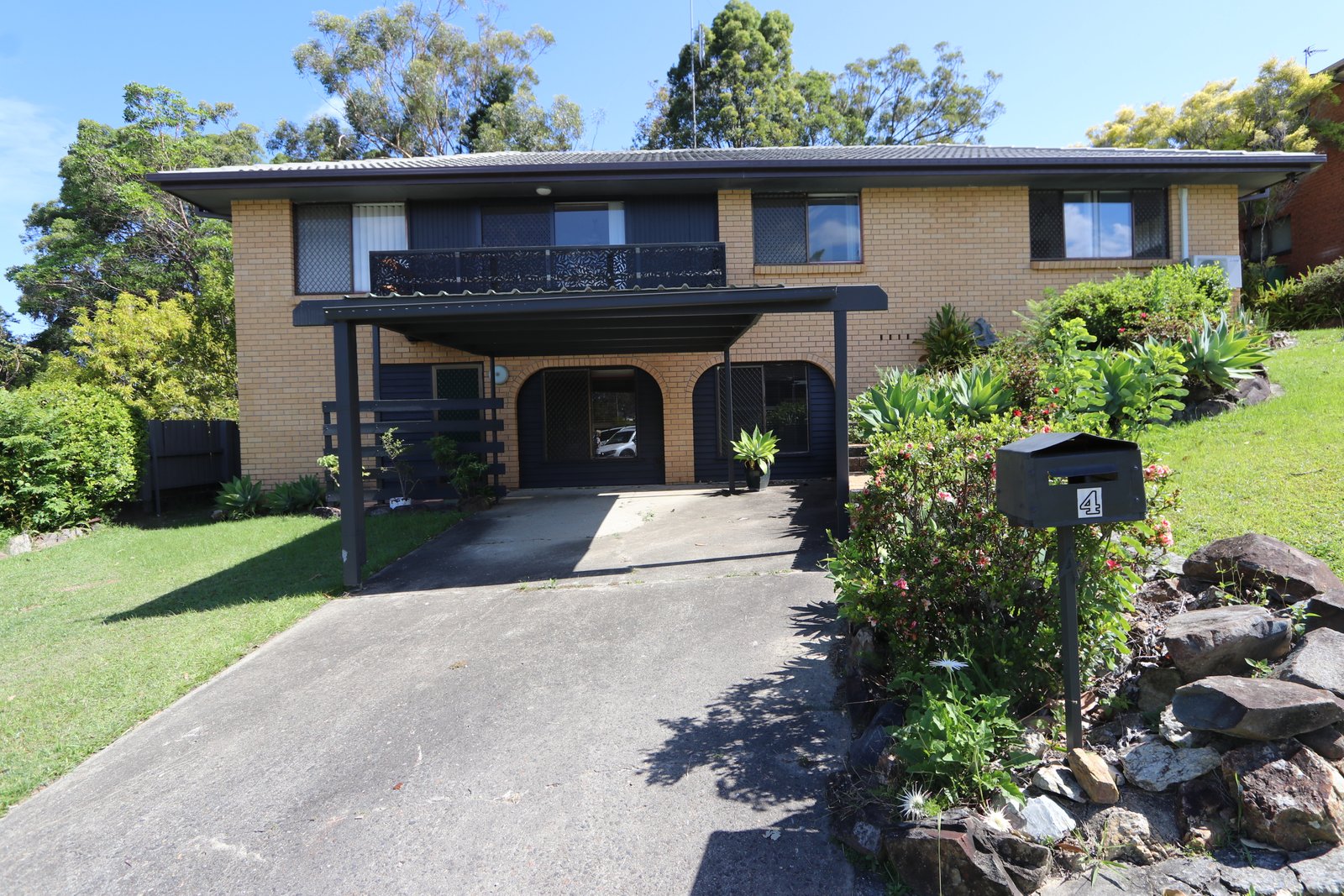 4 Kurrambee Avenue ASHMORE 16