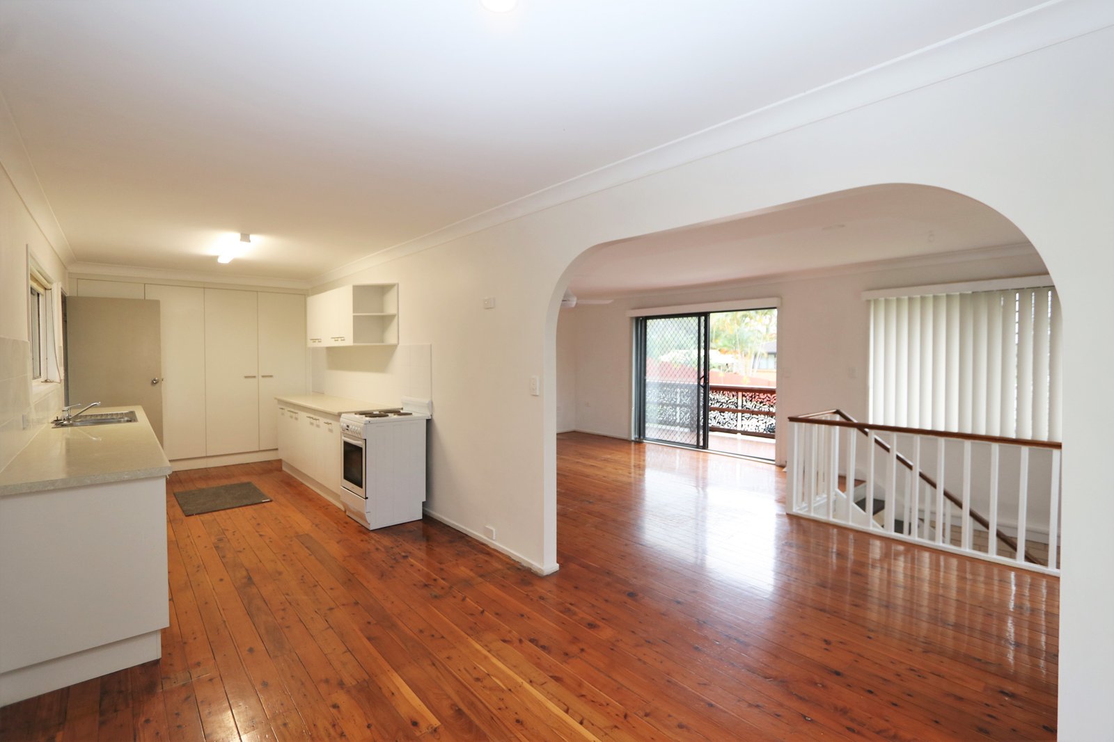 4 Kurrambee Avenue ASHMORE 6