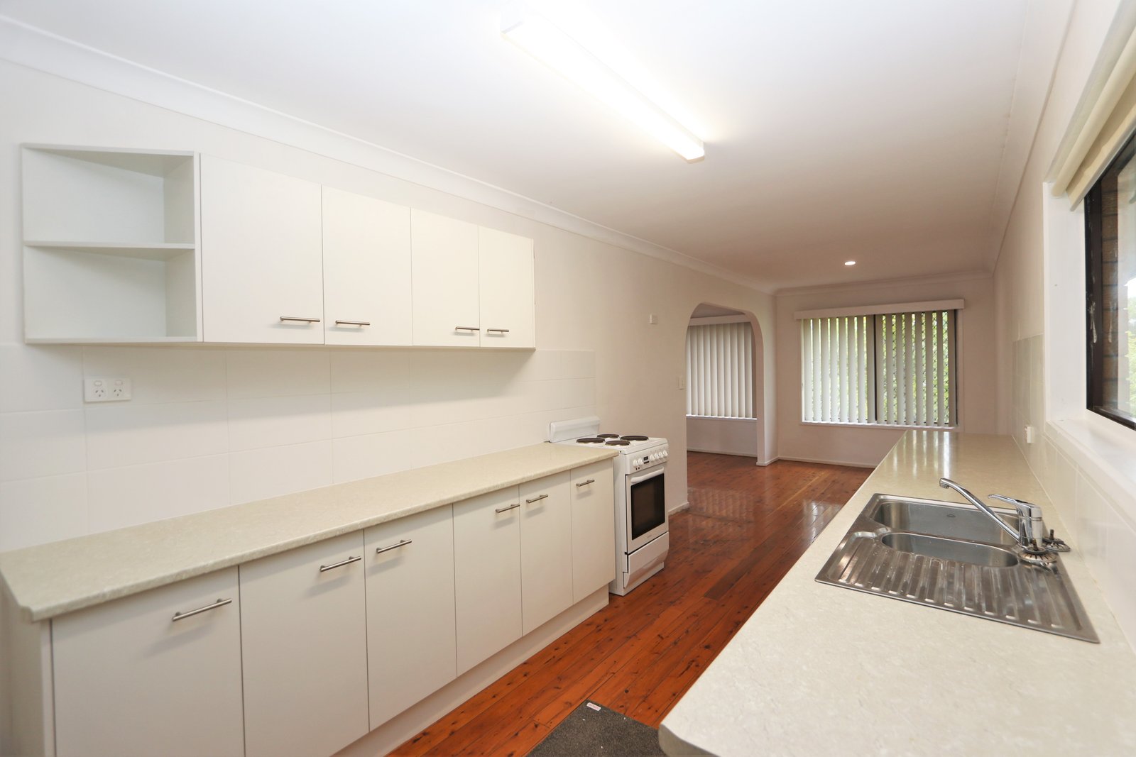 4 Kurrambee Avenue ASHMORE 8