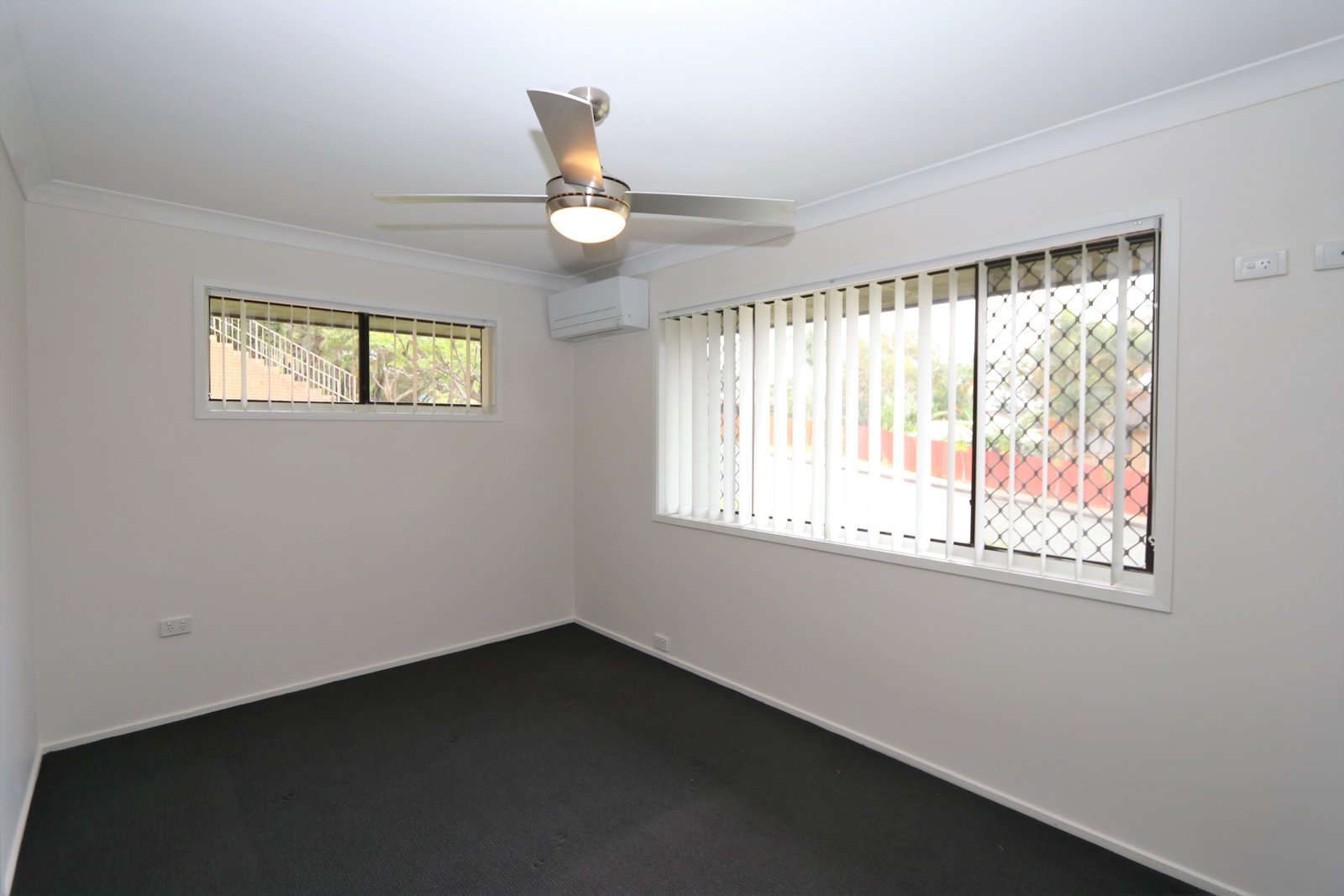 4 Kurrambee Avenue ASHMORE 10