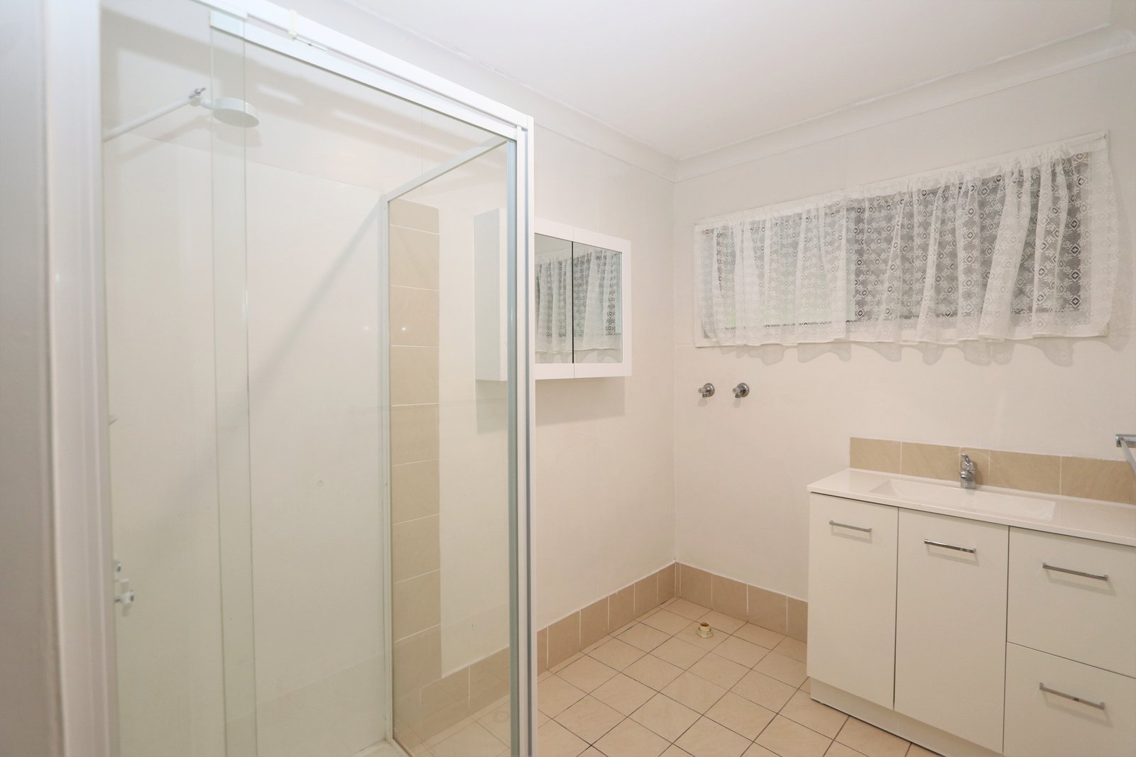 4 Kurrambee Avenue ASHMORE 14