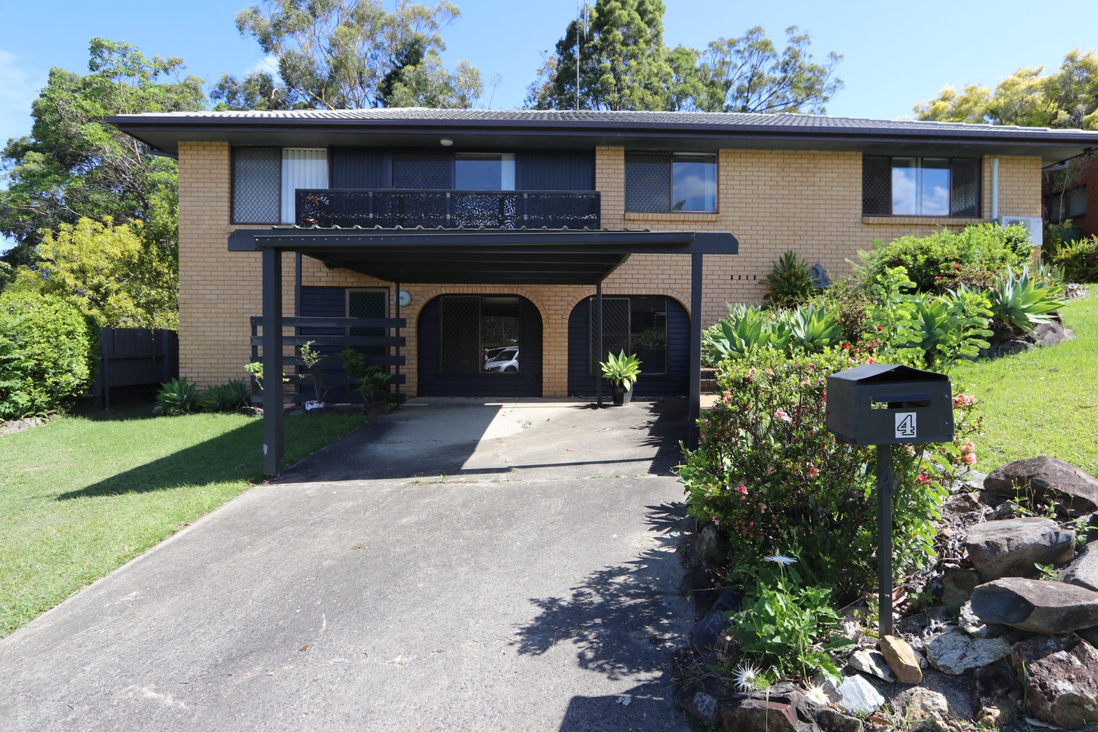 4 Kurrambee Avenue ASHMORE 24