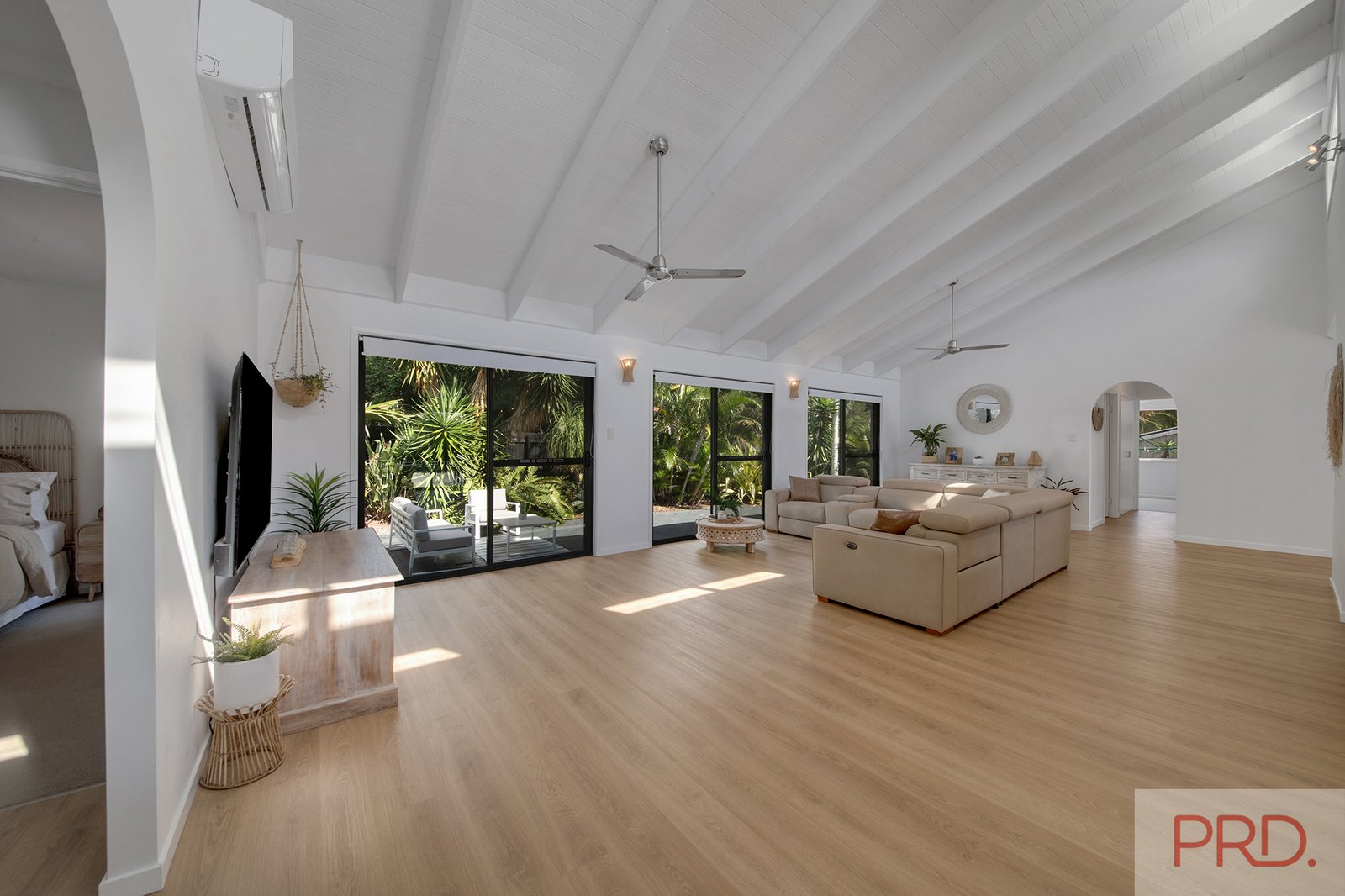 4 Kylie Maree Court TANNUM SANDS 9