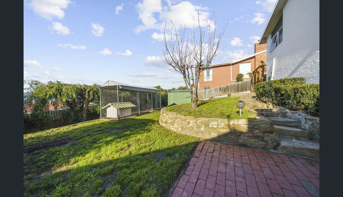 4 Kyne Court BERRIEDALE 14
