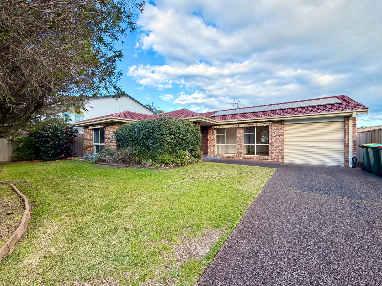 4 Lambton Close SALAMANDER BAY 1