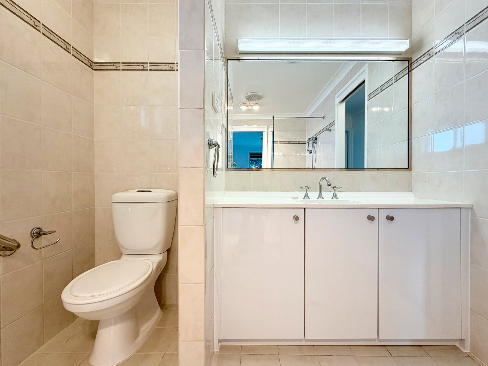 4 Lambton Close SALAMANDER BAY 13