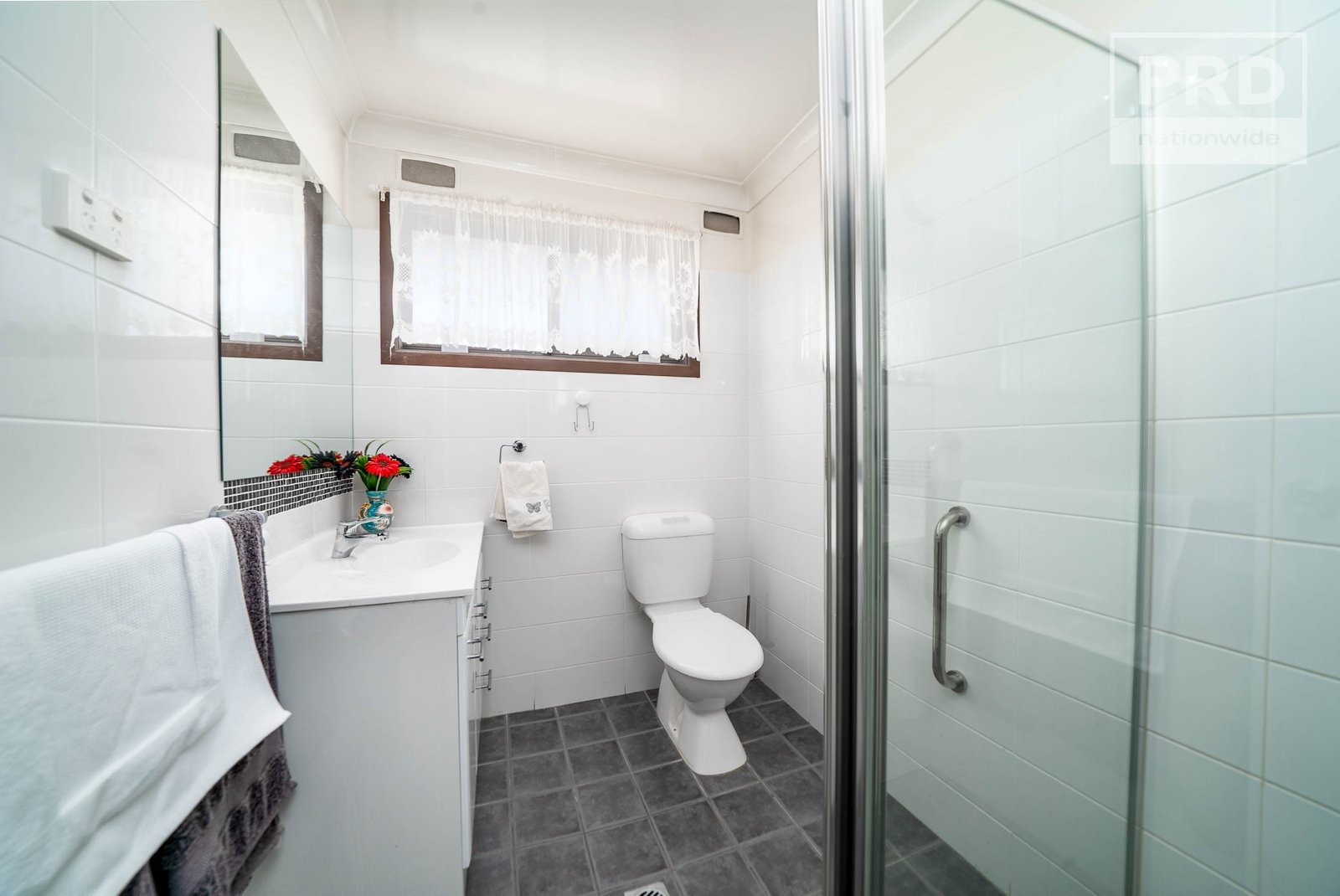 4 Langdon Avenue WAGGA WAGGA 10