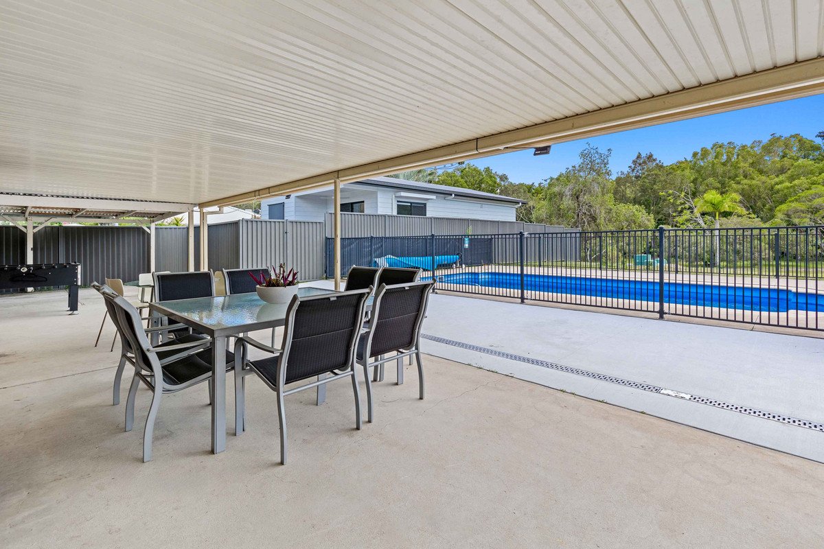 4 Larch Street Tallebudgera 6