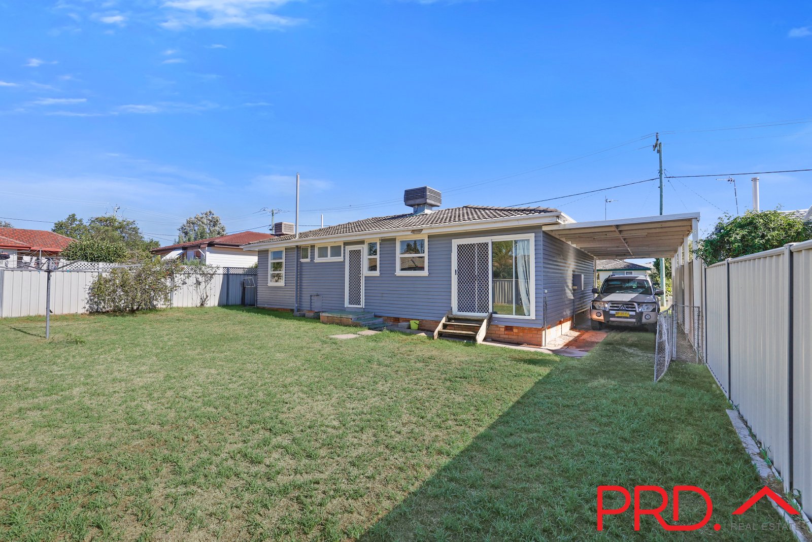 4 Larool Street TAMWORTH 8