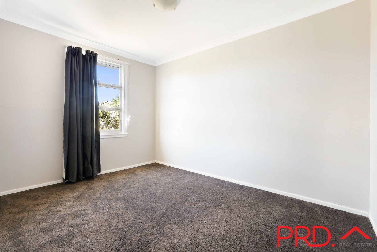 4 Larool Street TAMWORTH 13