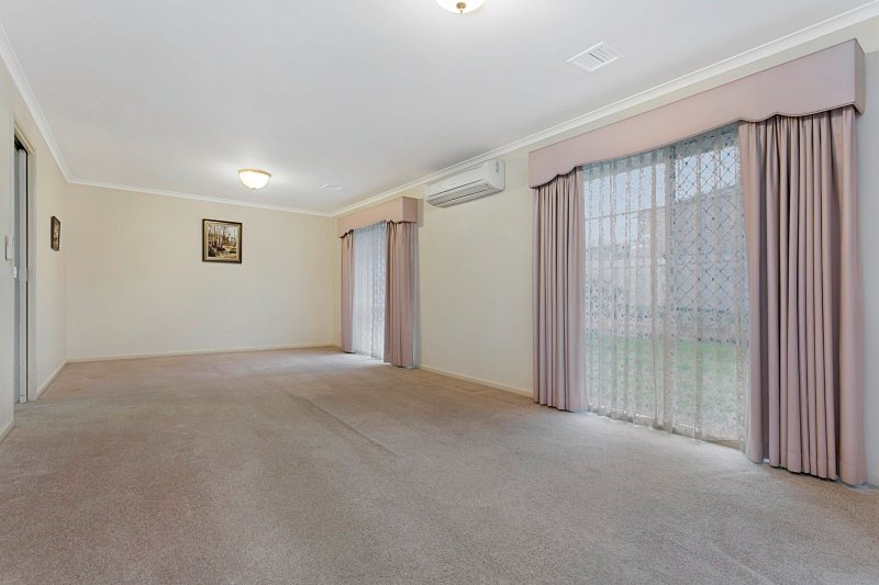 4 Lauren Court KANGAROO FLAT 2