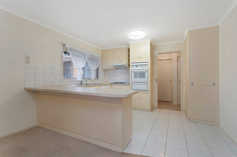 4 Lauren Court KANGAROO FLAT 3