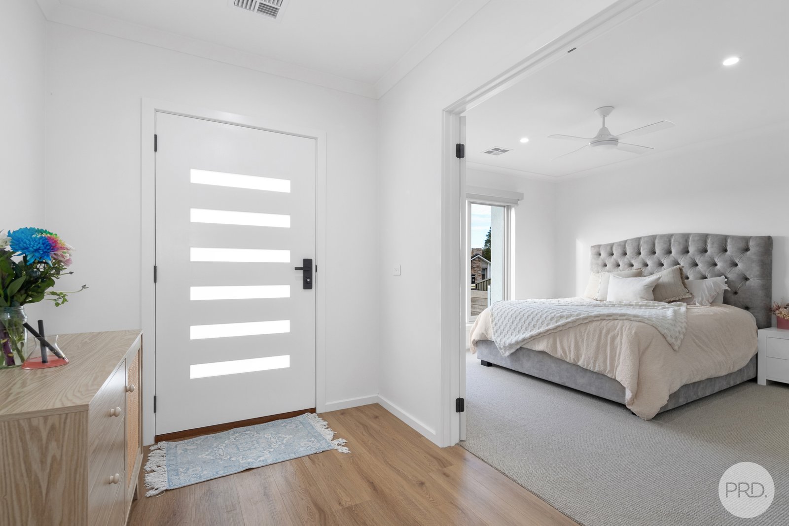 4 Lautaret Road BROWN HILL 4