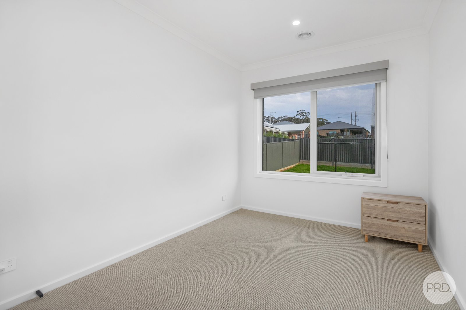 4 Lautaret Road BROWN HILL 14