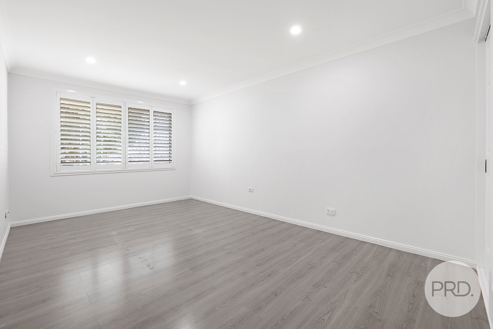 4 Lawson Place TAMWORTH 8