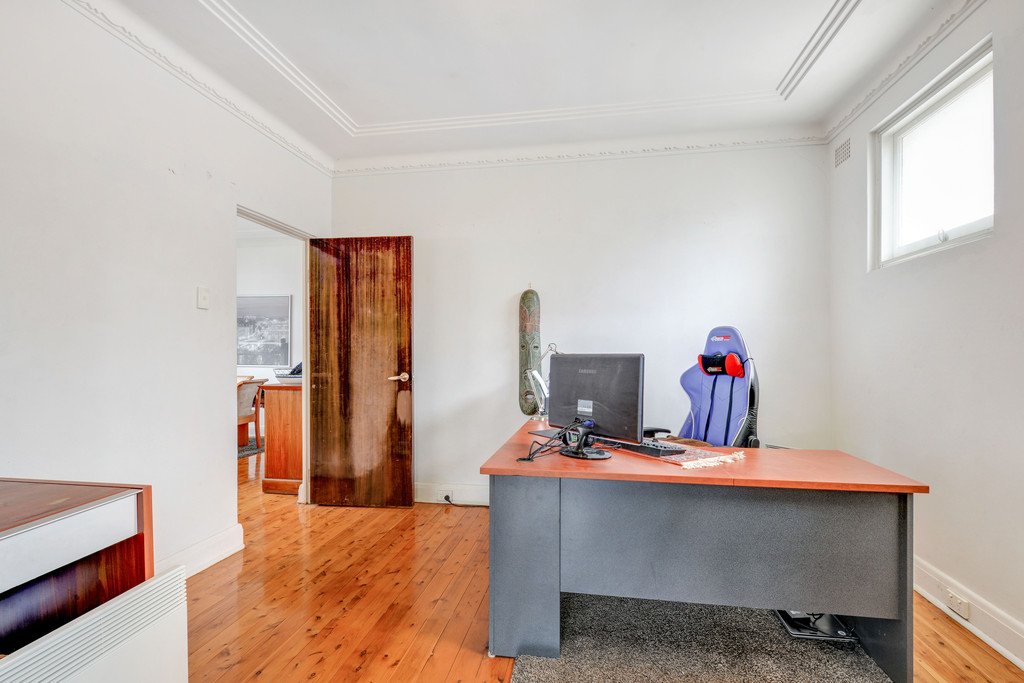 4 Lee Avenue BEVERLY HILLS 6