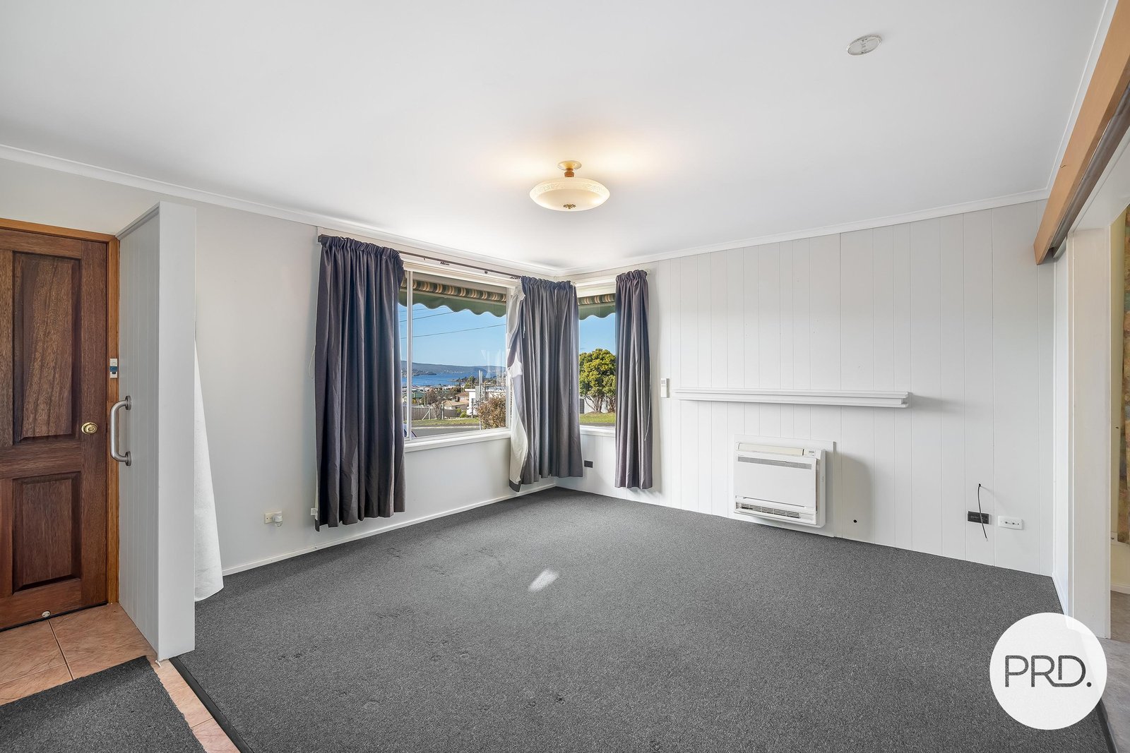 4 Leighland Road CLAREMONT 2