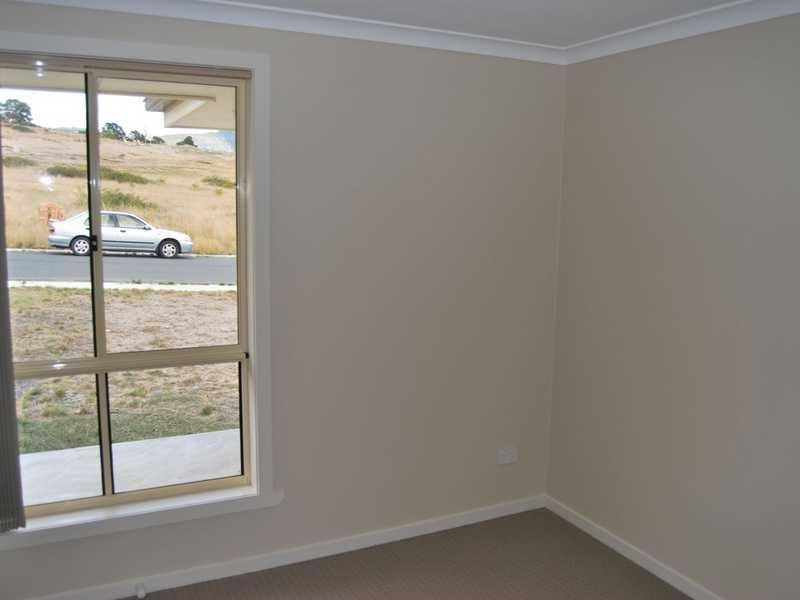 4 Leila Street NEW NORFOLK 5
