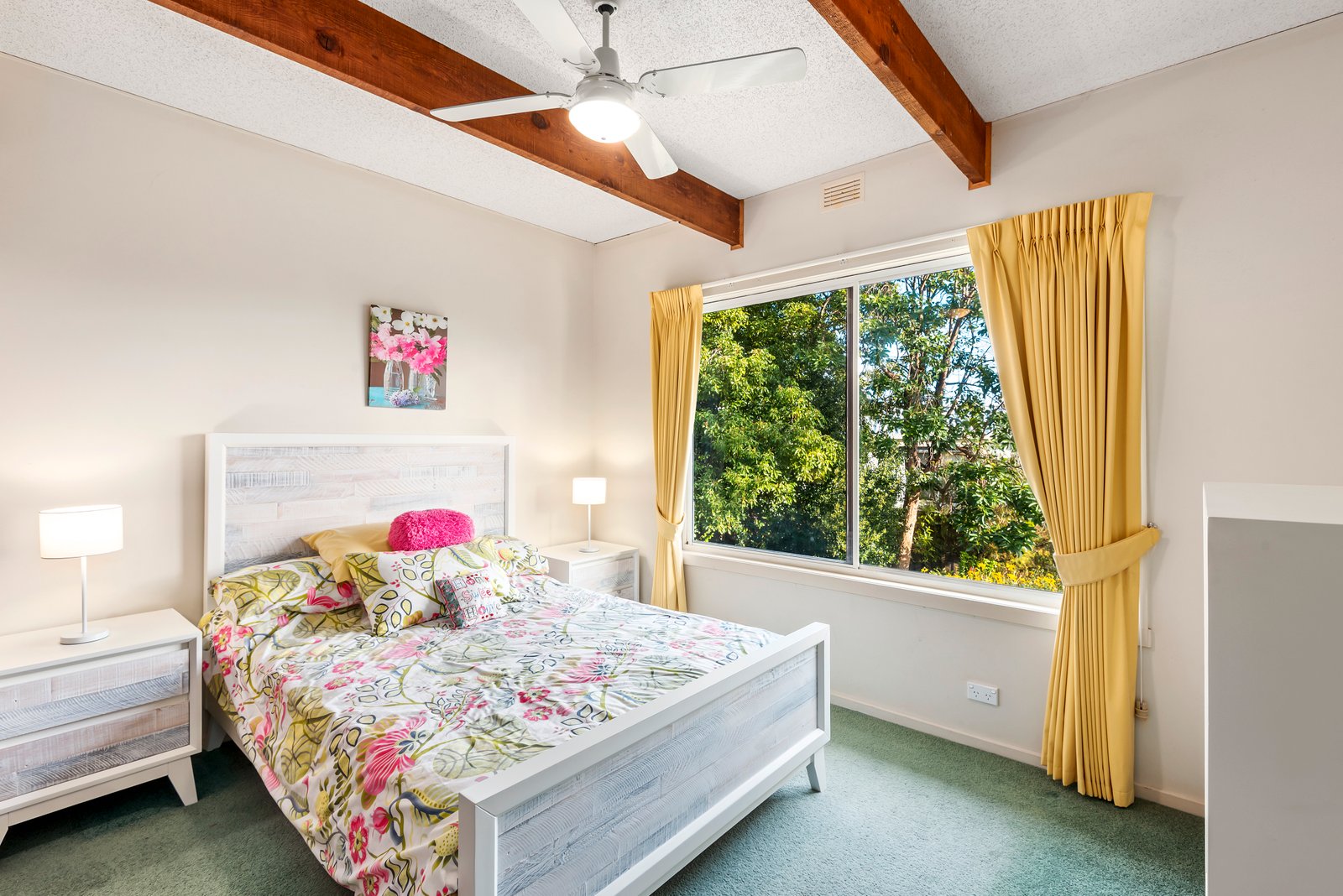 Real Estate and Property in 4 Leon Court, Ocean Grove, VIC