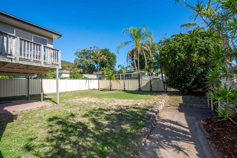 4 Leonard Avenue SHOAL BAY 4
