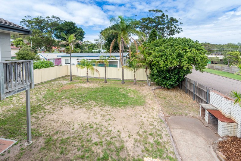 4 Leonard Avenue SHOAL BAY 15