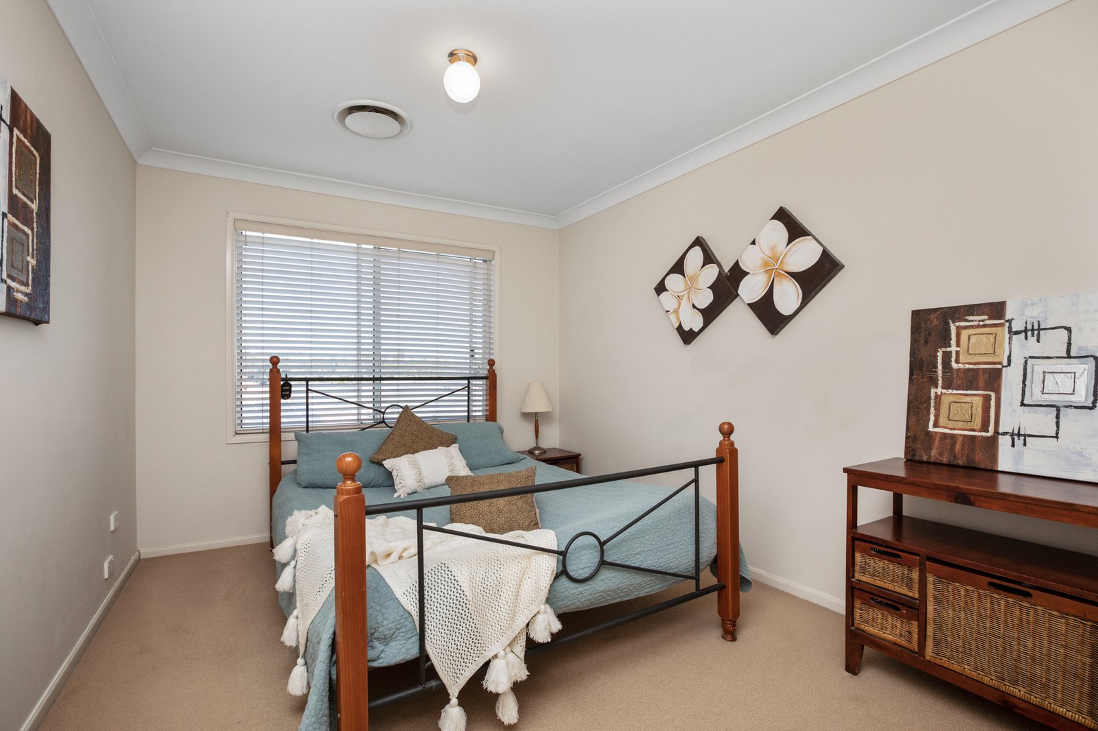 4 Limerick Close ASHTONFIELD 14