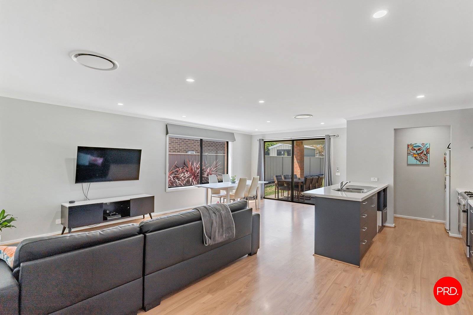 4 Limousin Court ASCOT 9