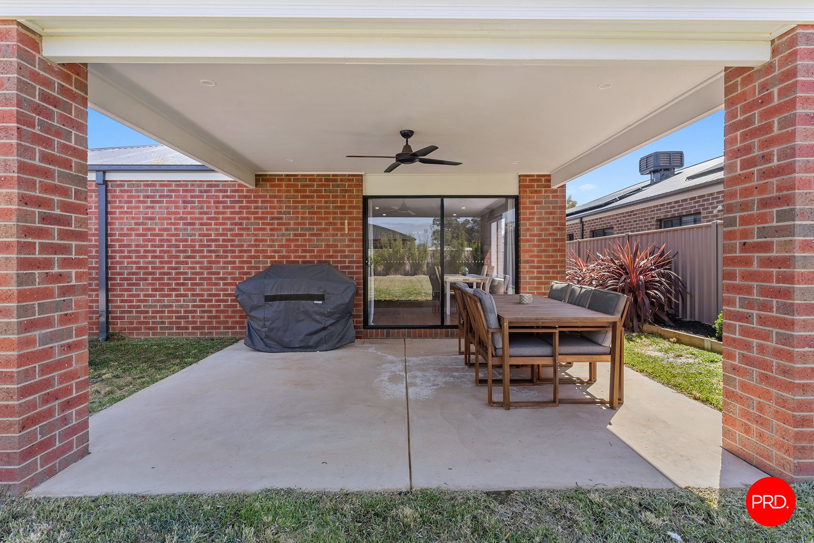 4 Limousin Court ASCOT 18